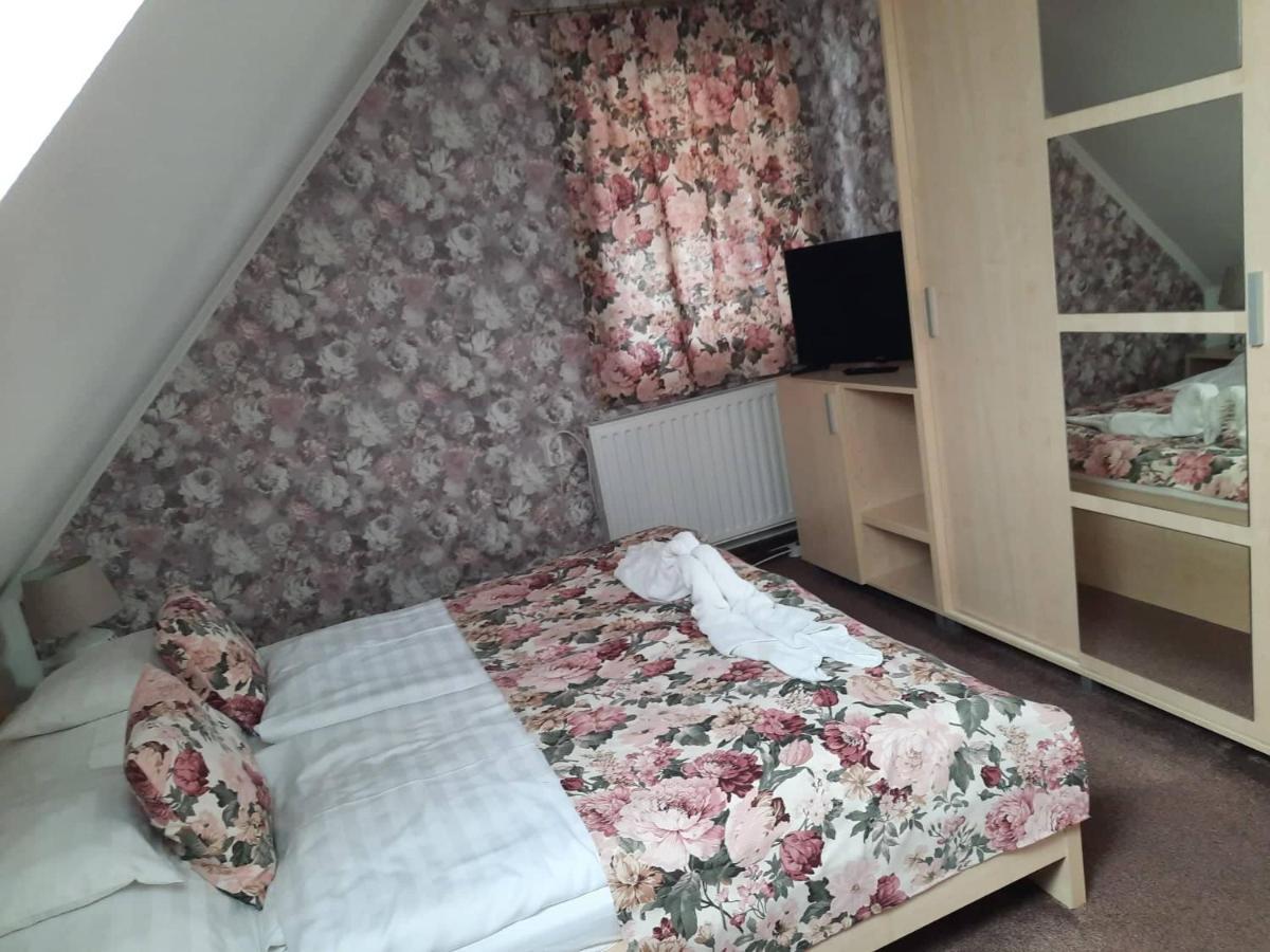 Kék Lagúna Wellness Apartmanok Egerszalók Extérieur photo